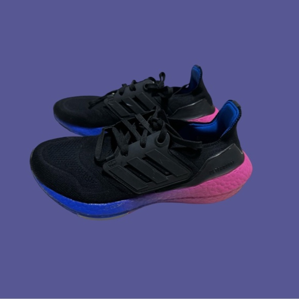 Adidas Ultraboost Women’s 7.5